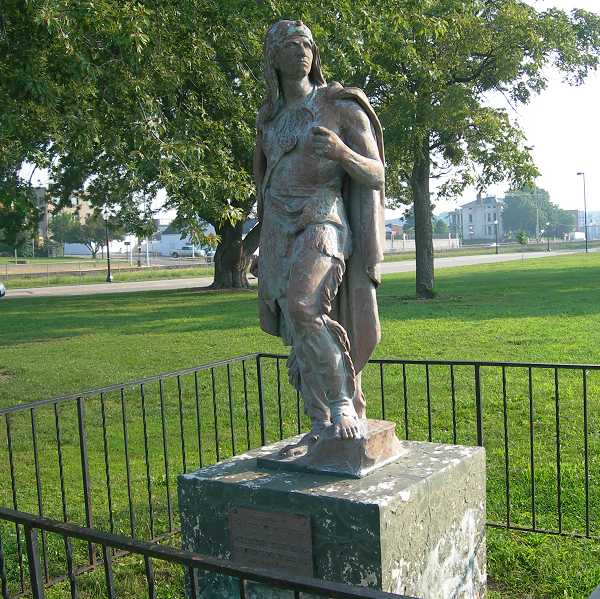 Statue