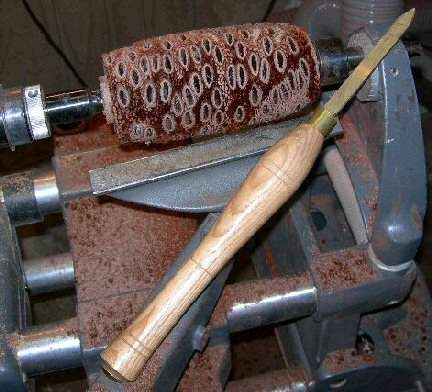 Turning a banksia Pod Vase 9