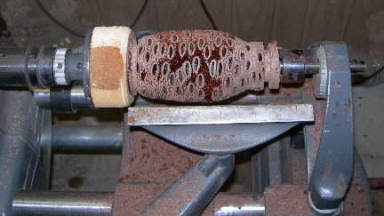 Turning a banksia Pod Vase 13